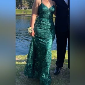 Very Cute Emerald Green Backless Prom Dress